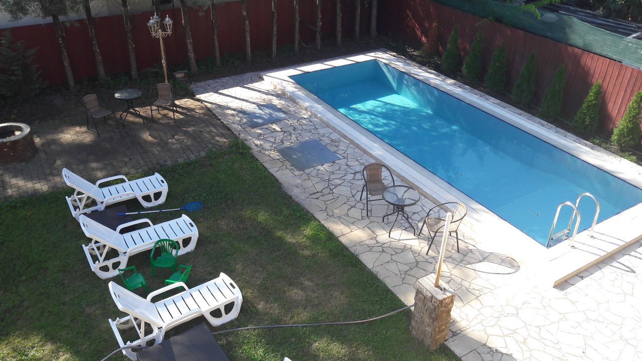 Pero Panzio Bed and Breakfast Debrecen Buitenkant foto