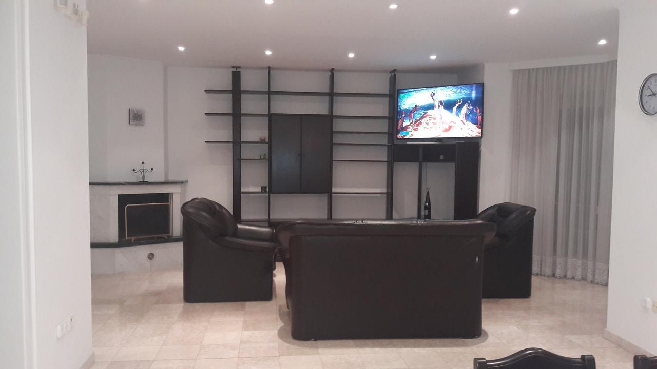 Pero Panzio Bed and Breakfast Debrecen Buitenkant foto