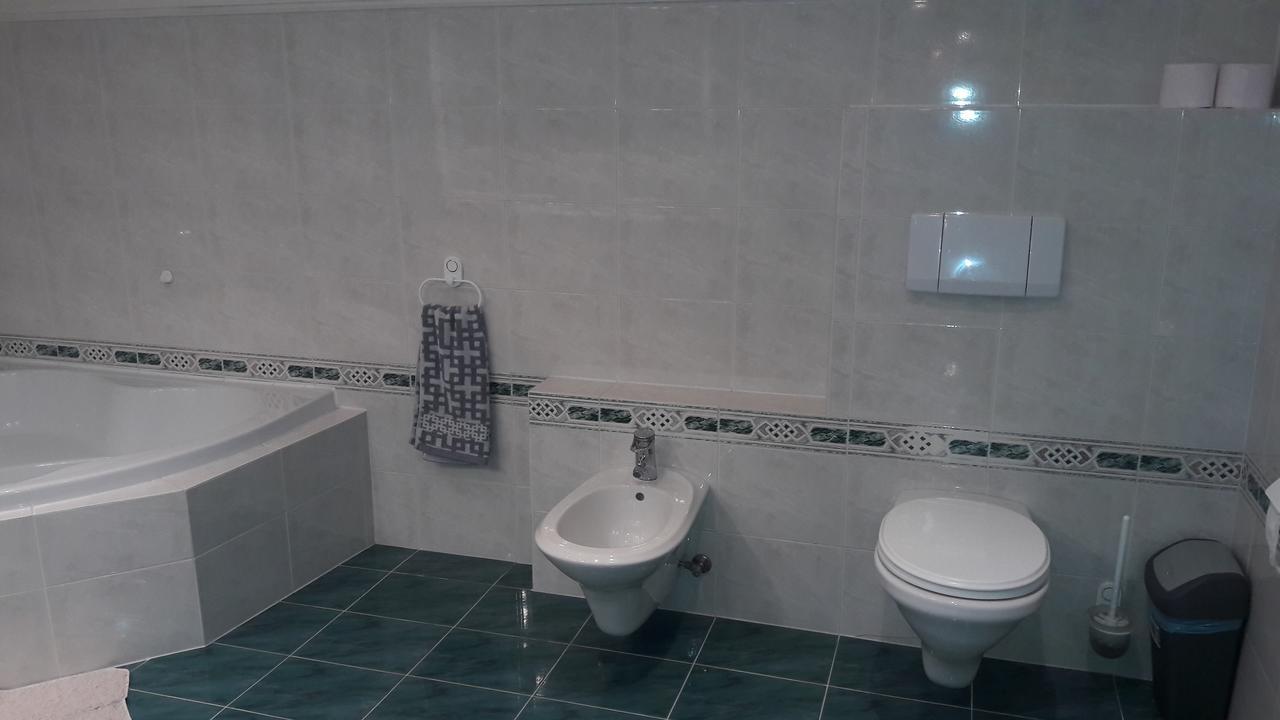 Pero Panzio Bed and Breakfast Debrecen Buitenkant foto