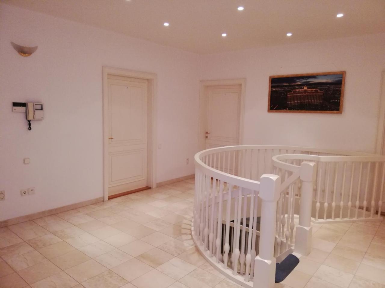 Pero Panzio Bed and Breakfast Debrecen Buitenkant foto