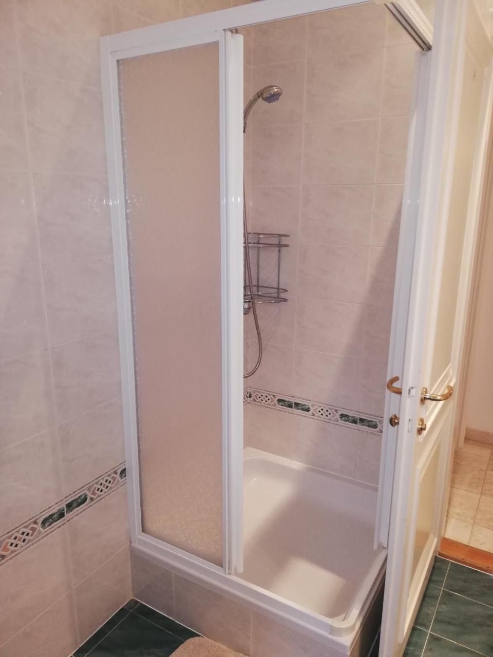Pero Panzio Bed and Breakfast Debrecen Buitenkant foto